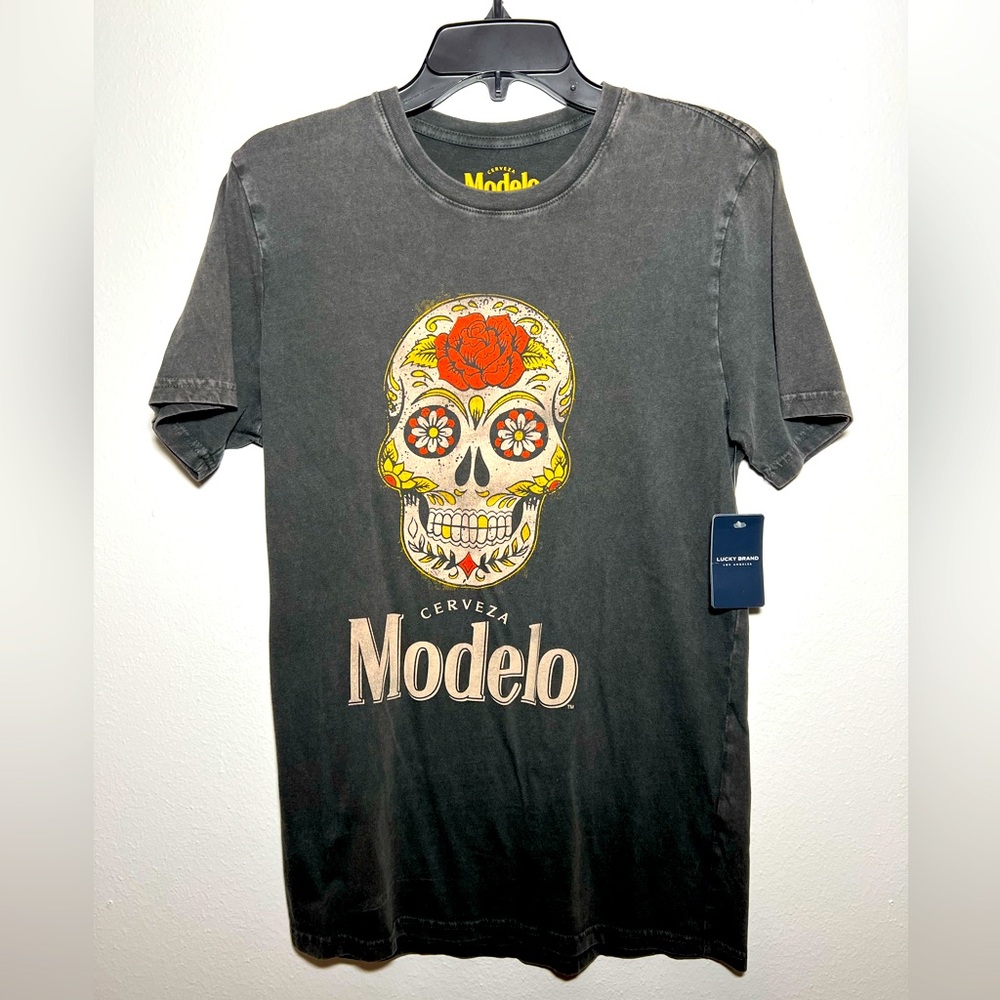 Lucky Brand Modelo T shirt Men’s size Small NEW with tag